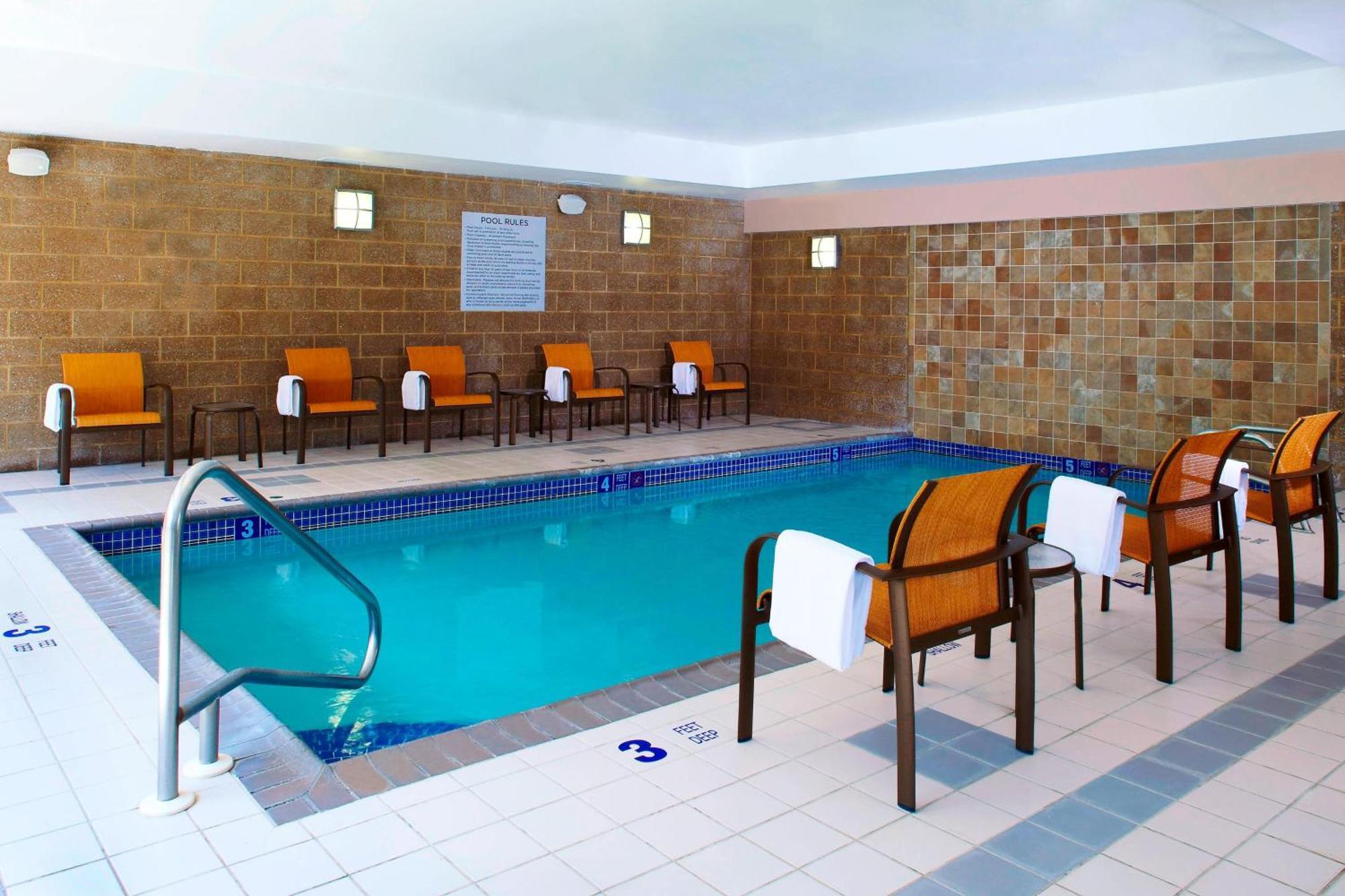 Courtyard By Marriott Buffalo Amherst/University Exterior photo