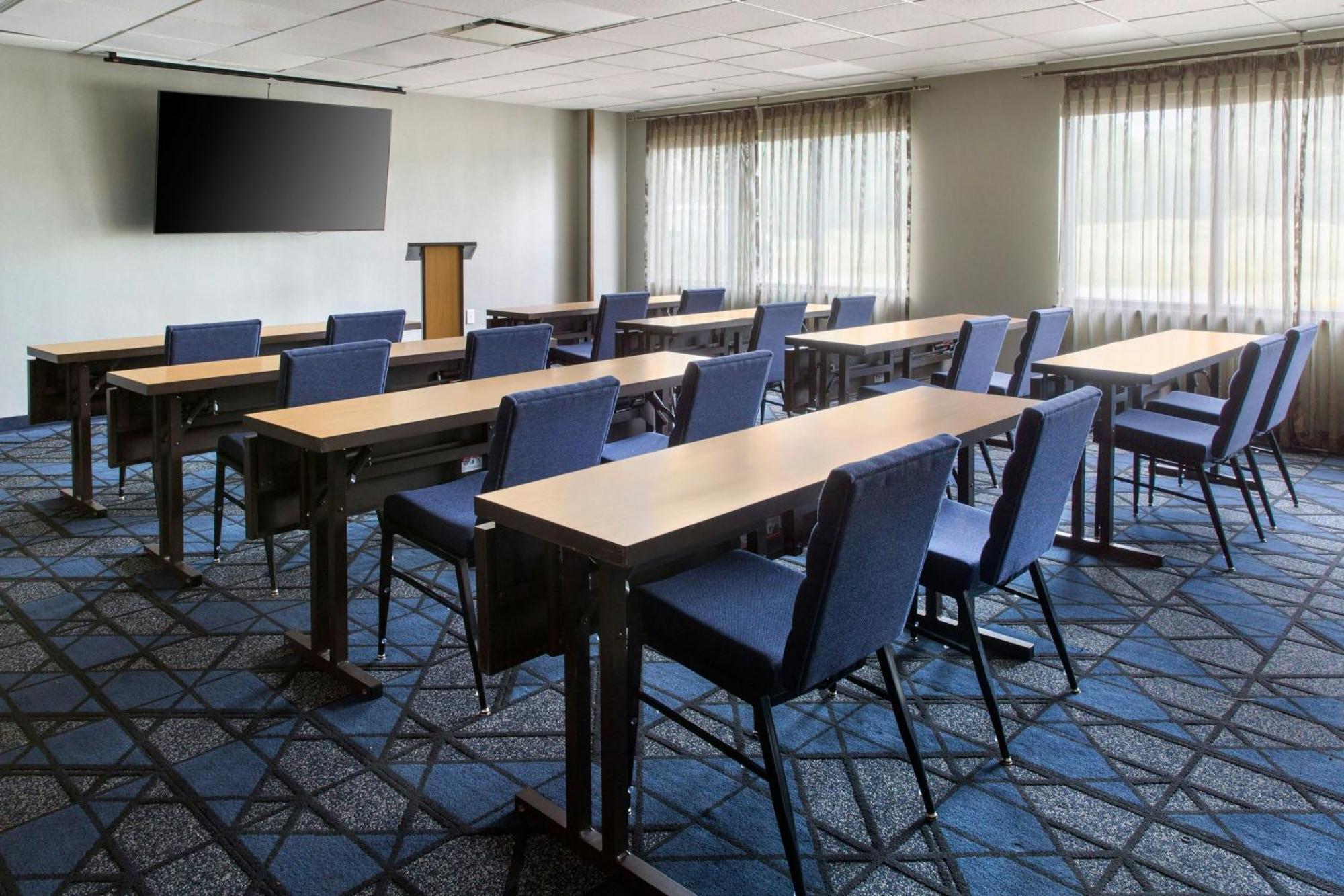 Courtyard By Marriott Buffalo Amherst/University Exterior photo